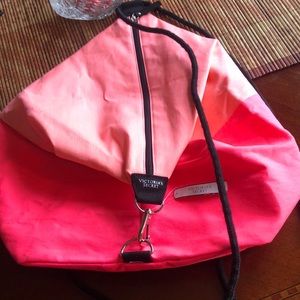 🎒Victoria Secret gym bag